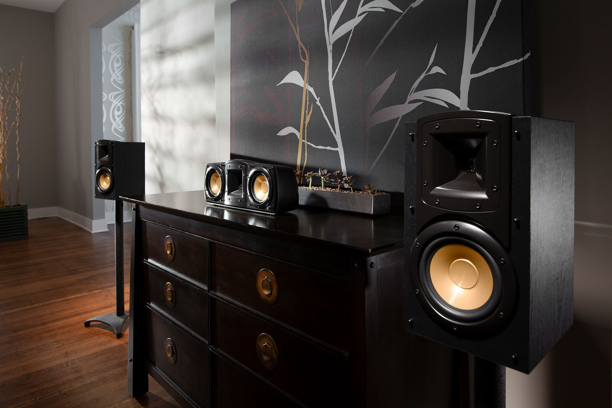 Synergy Black Label Series - Home Theater Speakers | Klipsch